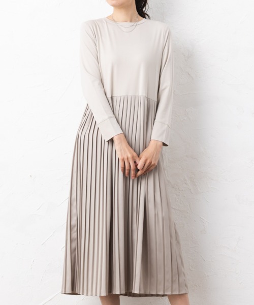 aunt lily(アントリリー)の「プリーツドッキングマルチワンピース(ワンピース・レディース・ライトグレー/カーキ・11号/13号/15号/9号)」の18枚目の写真