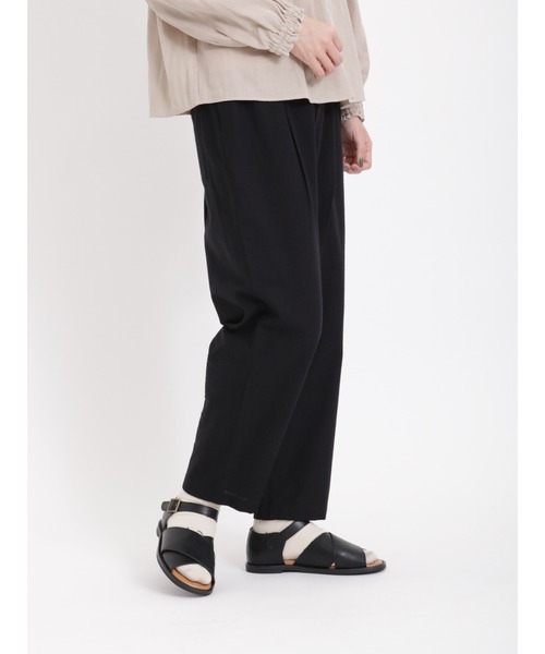 Samansa Mos2（サマンサ モスモス）の「【リンネル5月号掲載アイテム】【UVカット】毎日履きたい楽ちんパンツ（その他パンツ・レディース・ブラック/オフホワイト/ベージュ/キナリ・ﾌﾘ-）」の4枚目の写真