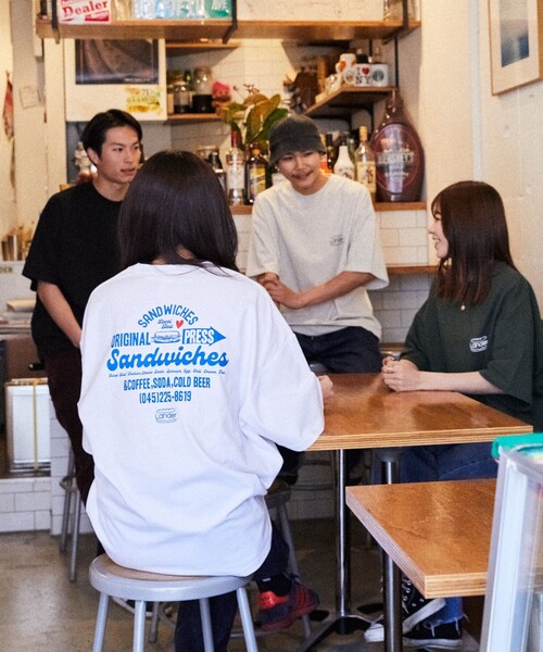 FREAK'S STORE(フリークスストア)の「【限定展開】LANDER×FREAK'S STORE/ランダー 別注 ビッグシルエット バックプリント クルーネックTシャツ(Tシャツ/カットソー・メンズ・ホワイト/アッシュグレー/ブラック/ダークグリーン・SMALL/MEDIUM/LARGE/X-LARGE)」の6枚目の写真
