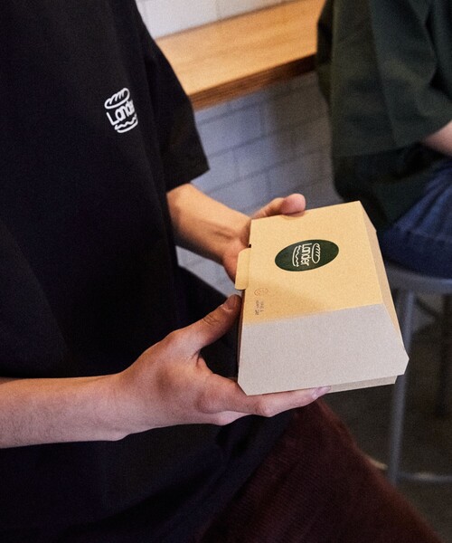 FREAK'S STORE(フリークスストア)の「【限定展開】LANDER×FREAK'S STORE/ランダー 別注 ビッグシルエット バックプリント クルーネックTシャツ(Tシャツ/カットソー・メンズ・ホワイト/アッシュグレー/ブラック/ダークグリーン・SMALL/MEDIUM/LARGE/X-LARGE)」の11枚目の写真