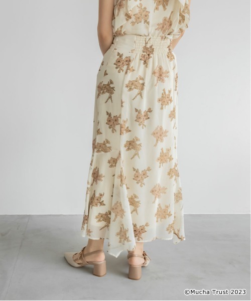 RANDA（ランダ）の「【Mucha×RANDA】フラワープリントスカート（スカート・レディース・クリーム/オレンジ・0/1）」の3枚目の写真