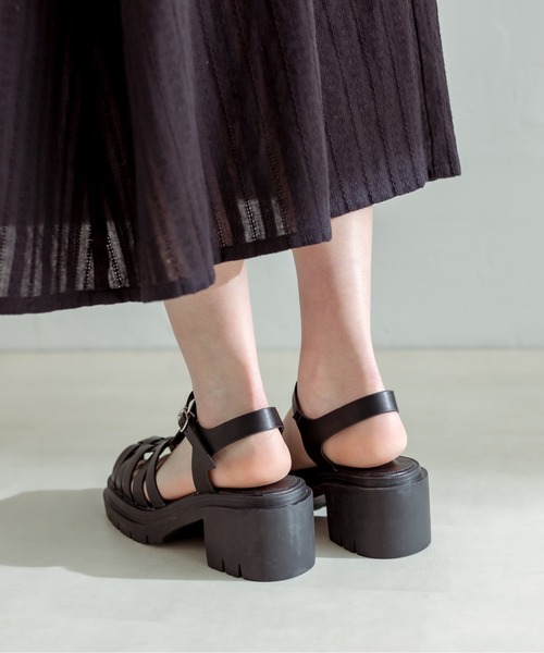 OLIVE des OLIVE（オリーブデオリーブ）の「ヒールアップグルカサンダル　1031130120（サンダル・レディース・ブラック/アイボリー・SMALL/MEDIUM/LARGE）」の6枚目の写真