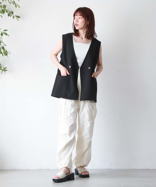 archives（アルシーヴ）の「ノーカラーダブルベスト（その他アウター・レディース・ブラック/ベージュ/モカ・MEDIUM）」の18枚目の写真