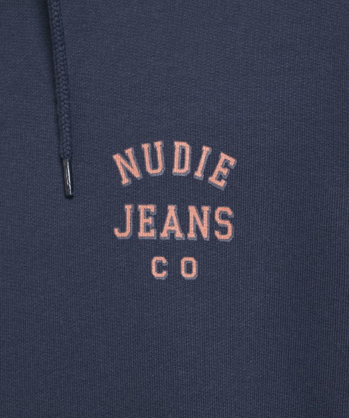 Nudie Jeans（ヌーディージーンズ）の「Franke Logo Hoodie パーカー（パーカー・メンズ・ネイビー・SMALL/LARGE/X-SMALL/MEDIUM/X-LARGE）」の6枚目の写真