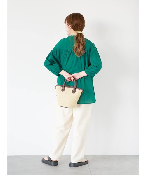 ehka sopo(エヘカソポ)の「インド刺繍チュニック(シャツ/ブラウス・レディース・ブラック/オフホワイト/グリーン・F)」の7枚目の写真