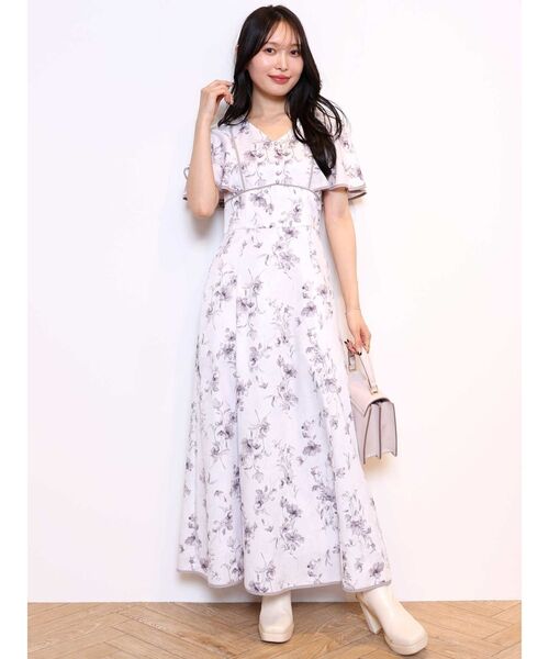 MERCURYDUO(マーキュリーデュオ)の「ラインフラワーパイピングワンピース(ワンピース・レディース・ラベンダー/オフホワイト・SMALL/MEDIUM)」の2枚目の写真