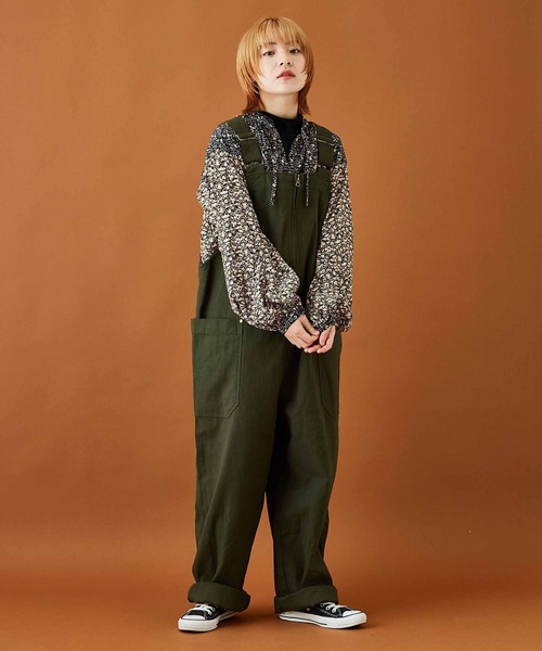 CUBE SUGAR(キューブシュガー)の「フラワープリントラグランスリーブギャザーシャツ(シャツ/ブラウス・レディース・ブラック/ブラウン/レッド・M)」の15枚目の写真