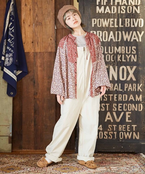 CUBE SUGAR(キューブシュガー)の「フラワープリントラグランスリーブギャザーシャツ(シャツ/ブラウス・レディース・ブラック/ブラウン/レッド・M)」の16枚目の写真