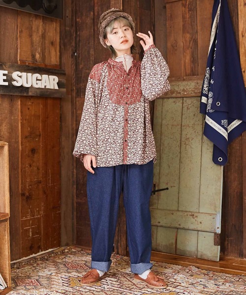 CUBE SUGAR(キューブシュガー)の「フラワープリントラグランスリーブギャザーシャツ(シャツ/ブラウス・レディース・ブラック/ブラウン/レッド・M)」の12枚目の写真