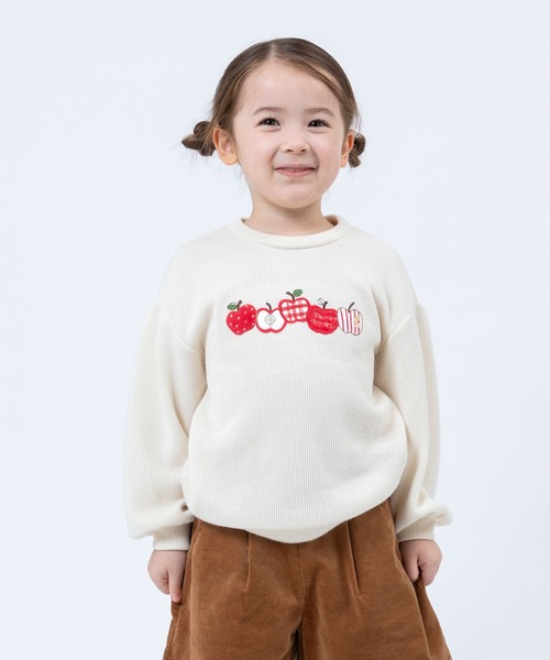 KP（ケーピー）の「りんごアップリケ Wフェイストレーナー(100～130cm)（スウェット・キッズ・オフホワイト/グリーン・120cm/130cm/110cm/100cm）」の2枚目の写真