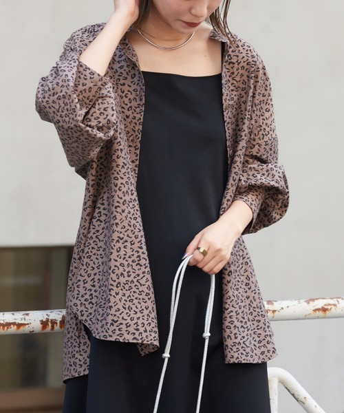 CIAOPANIC TYPY（チャオパニックティピー）の「シアーボリュームスリーブビッグシャツ（シャツ/ブラウス・レディース・カーキ/ネイビー/ブラウン/レッド・ONE SIZE）」の5枚目の写真