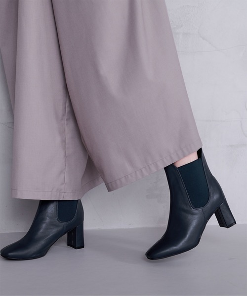UR'S（ユアーズ）の「7cmヒールサイドゴアブーツ（ブーツ・レディース・ネイビー/ブラック・S/M/L/LL）」の2枚目の写真