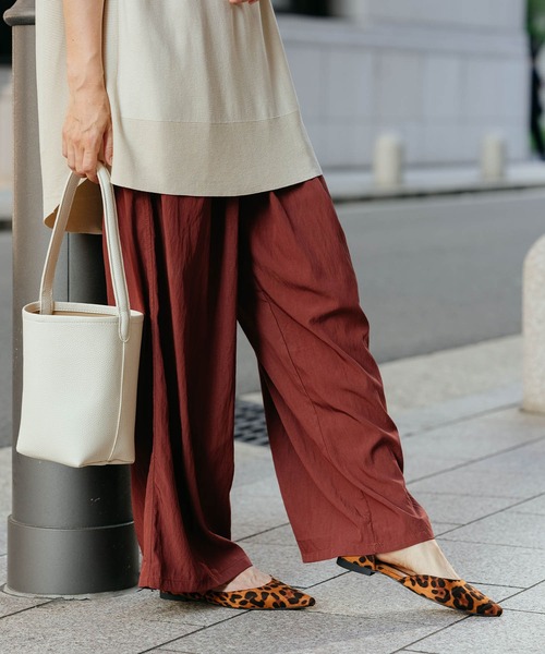 ZAKKA-BOX（ザッカボックス）の「スウェードフラットパンプス（パンプス・レディース・カーキ/ブラック/レオパード・23.5㎝/24㎝/24.5㎝/25㎝/23㎝）」の20枚目の写真