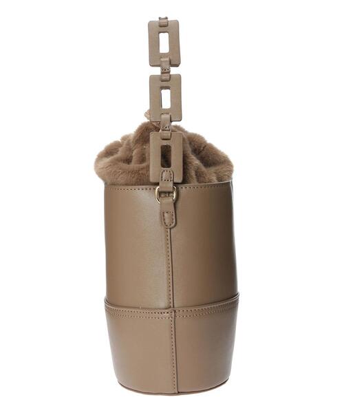 Te chichi(テチチ)の「ファー巾着バッグ(ハンドバッグ・レディース・ブラウン/ブラック・F)」の10枚目の写真
