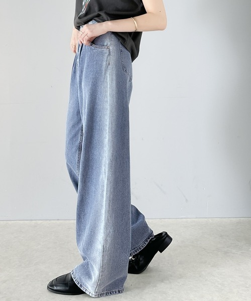 Java（ジャバ）の「《JaVaジャバコラボ》ゆるっと穿きこなす。サイドブリーチワイドルーズデニムパンツ（デニムパンツ・レディース・ブラック/ワンウォッシュ/ブルー・X-LARGE/SMALL/MEDIUM/LARGE）」の12枚目の写真