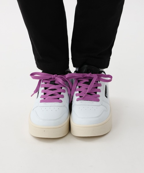 Champion(チャンピオン)の「【Champion/チャンピオン】レディース リバウンド プラット メタル(その他シューズ・レディース・ブラック×ゴールド/ホワイト×ピンク・25.0cm/23.0cm/24.0cm/23.5cm/24.5cm)」の3枚目の写真