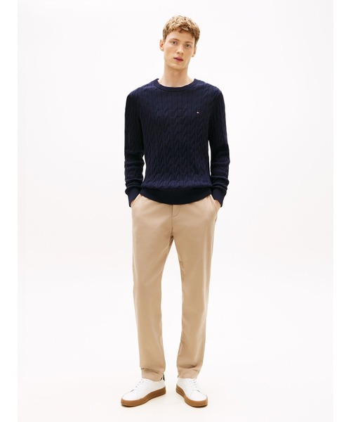 TOMMY HILFIGER(トミーヒルフィガー)の「クラシックケーブルクルーネックセーター(ニット/セーター・メンズ・ネイビー/レッド/グレー/ホワイト/レッド系その他/ベージュ/グレー系その他/グリーン/ピンク/ブルー・LARGE/MEDIUM/SMALL/X-LARGE/XX-LARGE)」の12枚目の写真