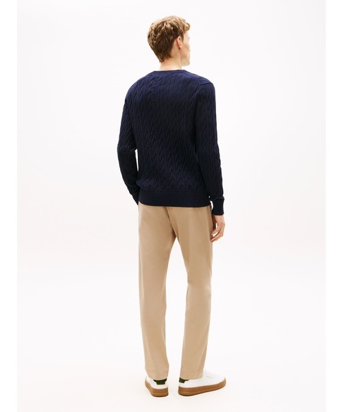 TOMMY HILFIGER(トミーヒルフィガー)の「クラシックケーブルクルーネックセーター(ニット/セーター・メンズ・ネイビー/レッド/グレー/ホワイト/レッド系その他/ベージュ/グレー系その他/グリーン/ピンク/ブルー・LARGE/MEDIUM/SMALL/X-LARGE/XX-LARGE)」の13枚目の写真