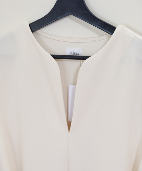 ULEULA(ウルア)の「深Vネックスリットワンピース/ベルト付き(ジャンパースカート・レディース・ブラック/アイボリー・FREE)」の21枚目の写真