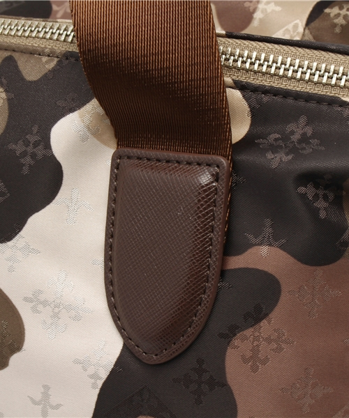russet for traveller（ラシット　フォー トラベラー）の「BIGトートバッグ【Tote】（トートバッグ・レディース・カモフラージュ・FREE）」の4枚目の写真