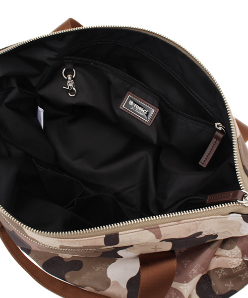 russet for traveller（ラシット　フォー トラベラー）の「BIGトートバッグ【Tote】（トートバッグ・レディース・カモフラージュ・FREE）」の10枚目の写真
