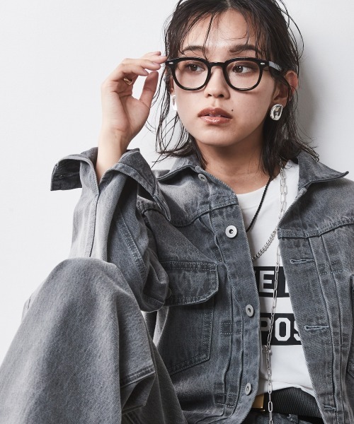 CHIC STYLE（シックスタイル）の「綿100％ヴィンテージ風デニムジャケット ＜大きいサイズ有＞シックスタイル（デニムジャケット・レディース・ブルー系/ライトブルー/グレー系・5L/4L/L/3L/LL/M）」の5枚目の写真