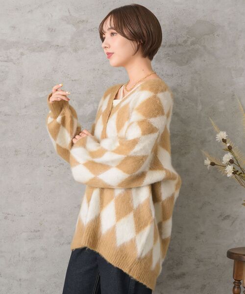 RETRO GIRL(レトロガール)の「【UNISEX】起毛アーガイルニットカーデ(カーディガン/ボレロ・レディース・ライトブラウン/ブルー/ブラック・FREE)」の14枚目の写真