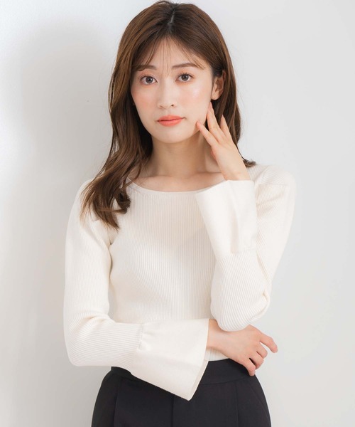 フレアスリーブニット