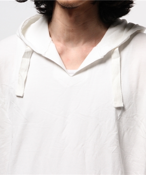 WEGO（ウィゴー）の「WEGO/5分袖カットオフプルパーカー（パーカー・メンズ・ホワイト/カーキ・MEDIUM/LARGE）」の6枚目の写真