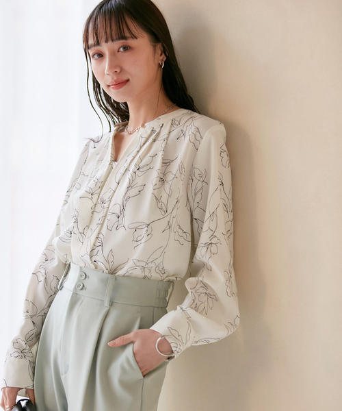 VIS(ビス)の「【防シワ・洗える】2WAYフロントタック長袖ブラウス(シャツ/ブラウス・レディース・ネイビー/ホワイト/ベージュ系その他/ピンク/オフホワイト・FREE)」の14枚目の写真