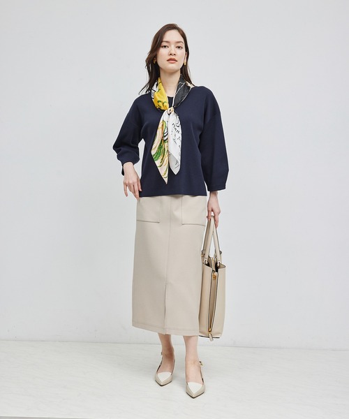 ROPE'（ロペ）の「綿アセテート総針後ろボタンニット（ニット/セーター・レディース・ネイビー/ホワイト系その他/ベージュ系その他・FREE）」の8枚目の写真