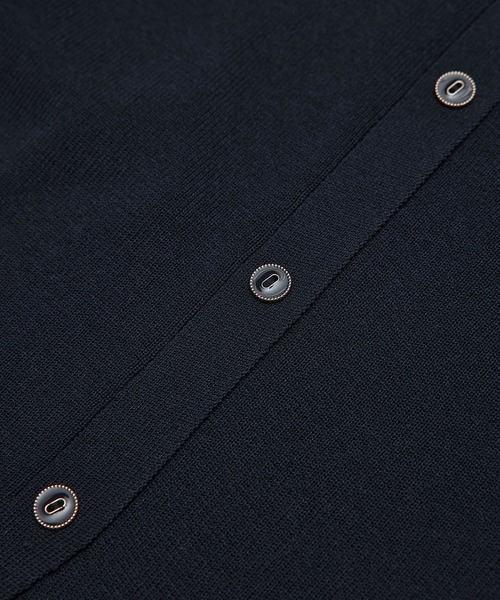 ROPE'（ロペ）の「綿アセテート総針後ろボタンニット（ニット/セーター・レディース・ネイビー/ホワイト系その他/ベージュ系その他・FREE）」の19枚目の写真