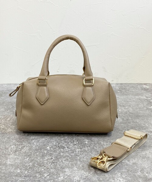 fredy emue（フレディエミュ）の「テープショルダーレザーボストンバッグ（ボストンバッグ・レディース・ベージュ/ブラック・FREE）」の10枚目の写真