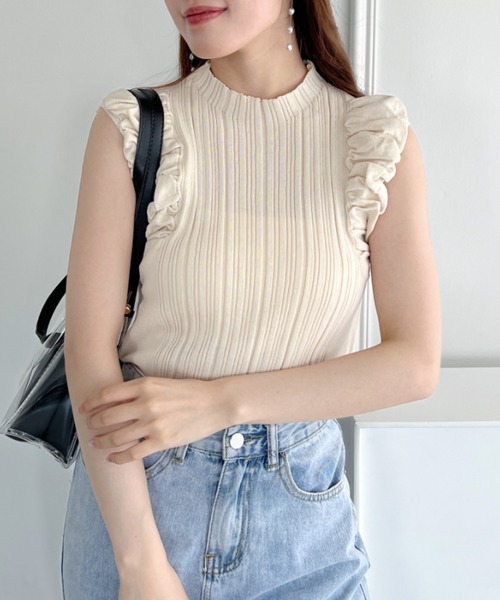 Loueme(ルエム)の「ボリュームノースリーブトップス(Tシャツ/カットソー・レディース・アイボリー/ピンク/ホワイト/ライラック/ブラック・FREE)」の3枚目の写真
