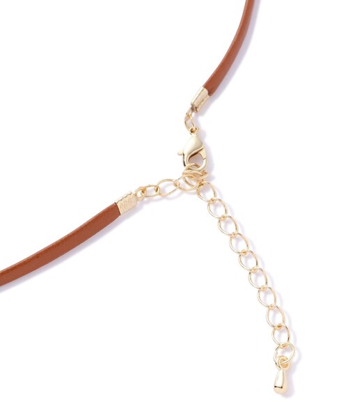 N.(N. Natural Beauty Basic)(エヌエヌナチュラルビューティーベーシック)の「レザーコードロングネックレス(ネックレス・レディース・ゴールド・FREE)」の2枚目の写真
