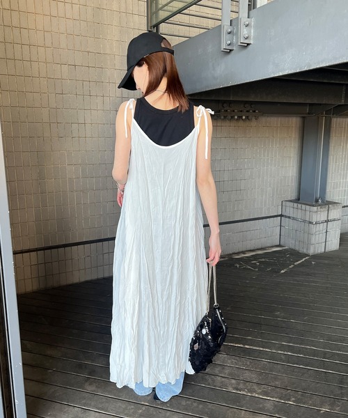 ISOOK（アイスー）の「【ISOOK / アイスー】ワッシャーフレアキャミワンピ / レイヤードワンピ キャミソールワンピース 低身長 ZOZOTOWN限定（ワンピース・レディース・ブラック/ホワイト・FREE）」の12枚目の写真