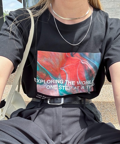 feepur（フェピュール）の「ニュアンスグラフィックTee（Tシャツ/カットソー・レディース・オフホワイト/ブラック・MEDIUM）」の10枚目の写真