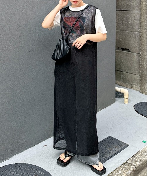 feepur（フェピュール）の「ニュアンスグラフィックTee（Tシャツ/カットソー・レディース・オフホワイト/ブラック・MEDIUM）」の21枚目の写真