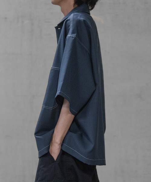 JOHN'S CLOSET（ジョンズクローゼット）の「【i】ステッチング ルーズサイズ 半袖シャツ（シャツ/ブラウス・メンズ・カーキ/ブラック/チャコールグレー・MEDIUM/LARGE/X-LARGE）」の14枚目の写真