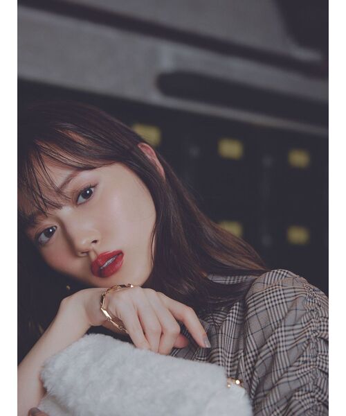 RESEXXY（リゼクシー）の「コンパクトファーバッグ（ハンドバッグ・レディース・ホワイト/ピンク/グリーン・FREE）」の6枚目の写真