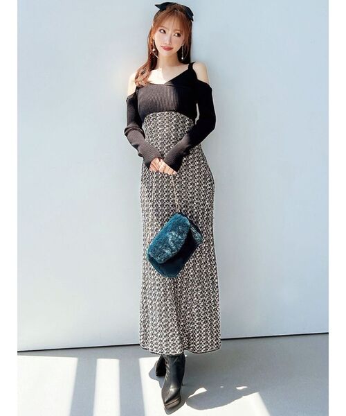 RESEXXY（リゼクシー）の「コンパクトファーバッグ（ハンドバッグ・レディース・ホワイト/ピンク/グリーン・FREE）」の13枚目の写真