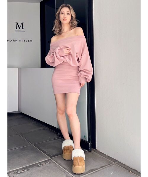 GYDA（ジェイダ）の「GYGYドッキングオフショルスウェットワンピース（ワンピース・レディース・ピンク/ブラック/グレー・FREE）」の8枚目の写真