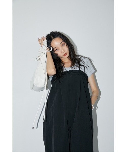 DRWCYS（ドロシーズ）の「ギャザーハンドルバック（ハンドバッグ・レディース・ホワイト/ブラック・FREE）」の3枚目の写真