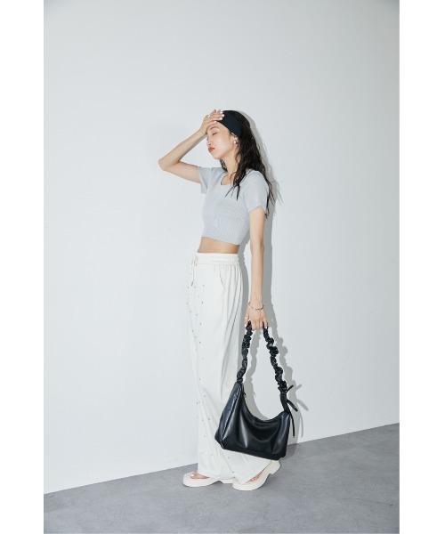 DRWCYS（ドロシーズ）の「ギャザーハンドルバック（ハンドバッグ・レディース・ホワイト/ブラック・FREE）」の9枚目の写真