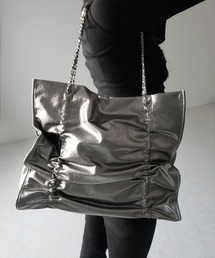 me+em select | ※※【 3color / A4収納可 】ダブルシャーリングフェイクレザースクエアチェーンバッグ / double shirring fake leather square chain bag(ショルダーバッグ)