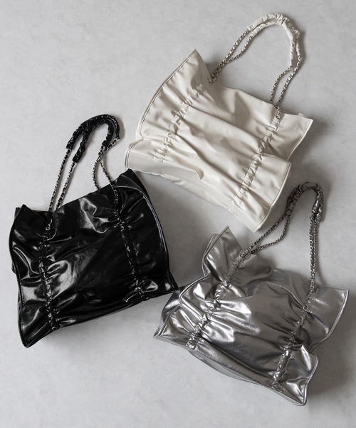 ⭐️出品 me+em select（ミームセレクト）の「【 3color ／ A4収納可 】ダブル