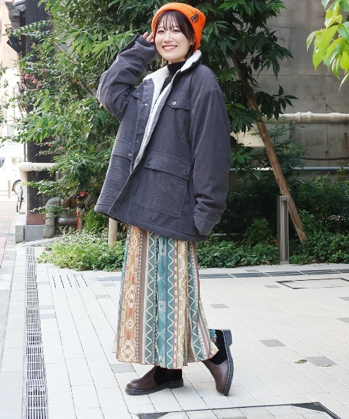 チチカカ（チチカカ）の「コーデュロイ裏ボアブルゾン【ユニセックス】（ブルゾン・メンズ・グレー/ブルー・FREE）」の5枚目の写真