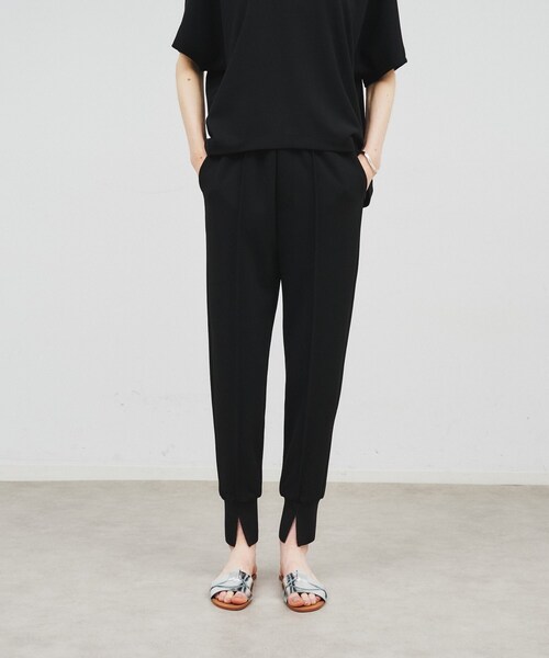 cloenc(クロエンス)の「◆【手洗い可】カットジョーゼットジョガーパンツ(その他パンツ・レディース・ブルー系その他/ブラック/ナチュラル/ブラウン系・01/02/03)」の15枚目の写真