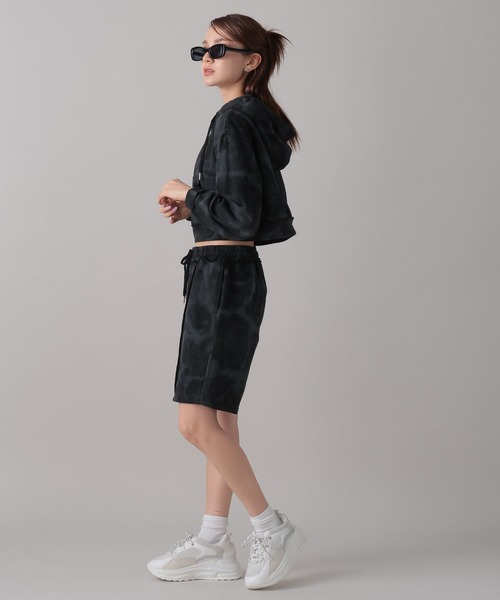 FOREVER 21（フォーエバー トゥエンティーワン）の「【2024FW】ピグメント風パーカー（パーカー・レディース・ブラック/グレー・FREE）」の17枚目の写真