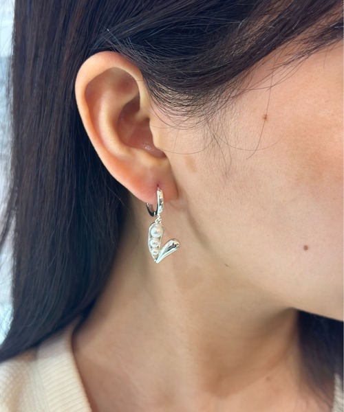 Burner(バーナー)の「【CHI SELECT】ハート パール デザイン フープピアス chi-pierce-00695 N【GBT】(ピアス(両耳用)・レディース・ゴールド/シルバー・FREE)」の4枚目の写真